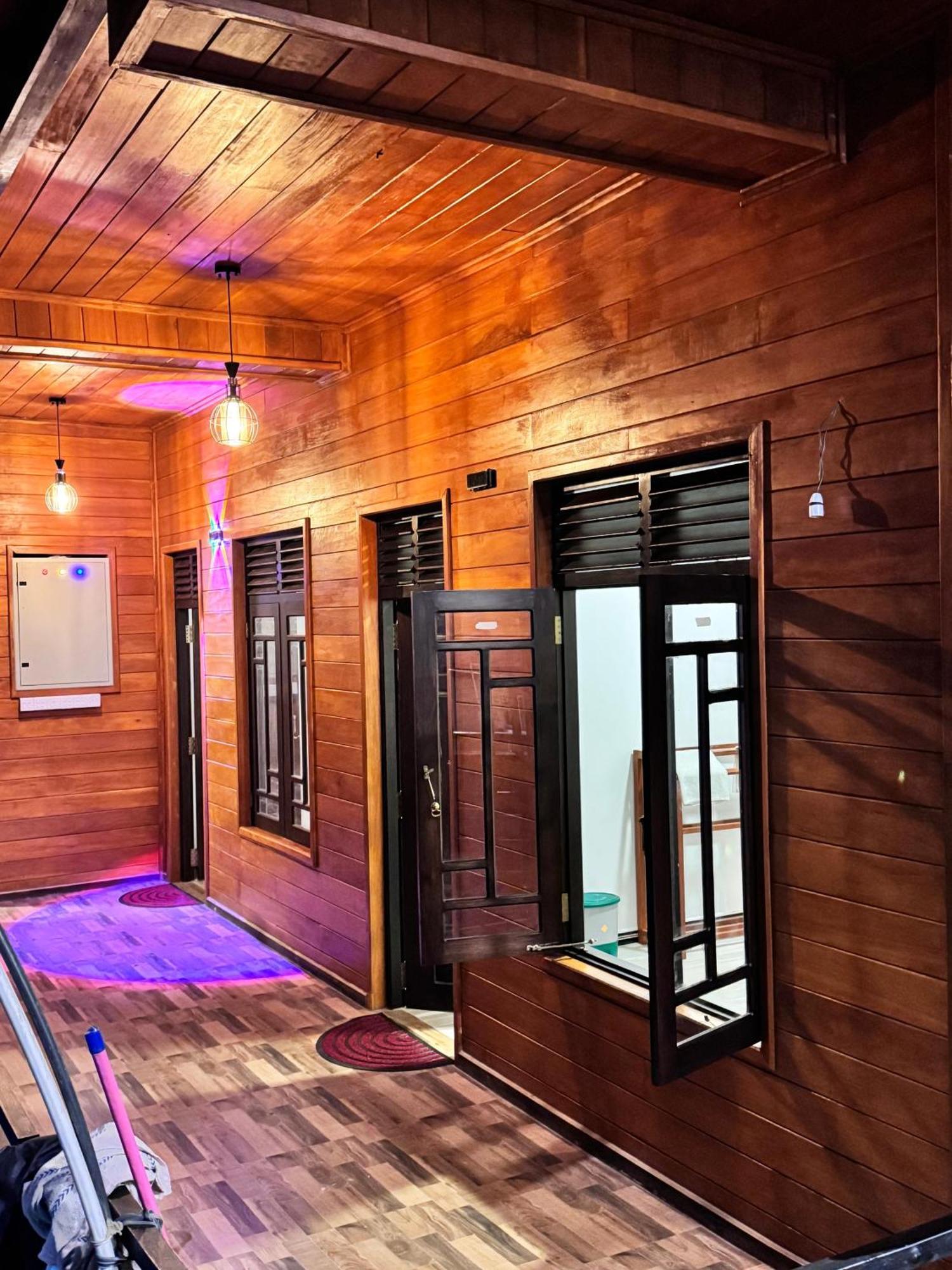 Sun Mount Adams Peak Hotel Nallathanniya Ngoại thất bức ảnh