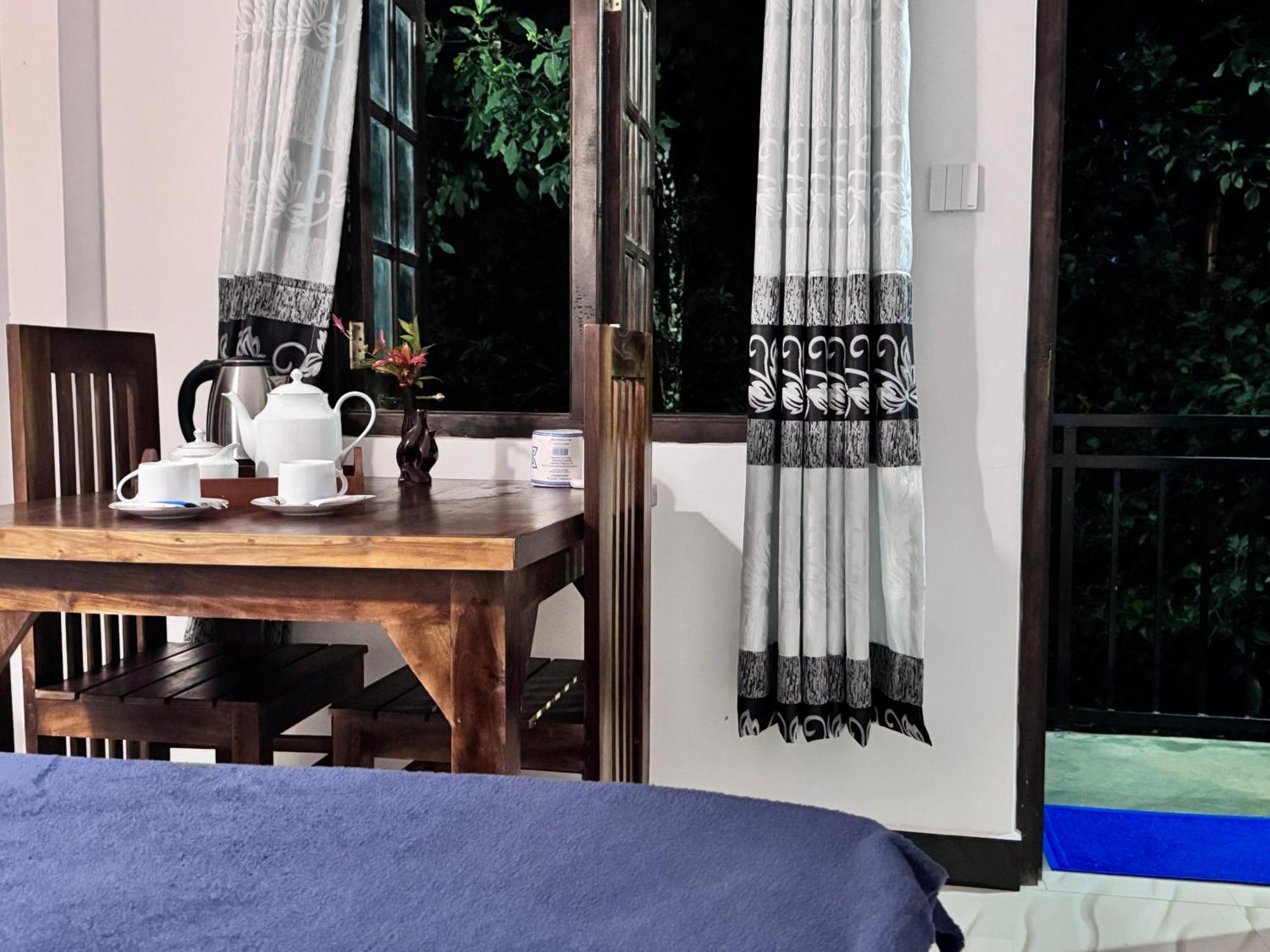 Sun Mount Adams Peak Hotel Nallathanniya Ngoại thất bức ảnh