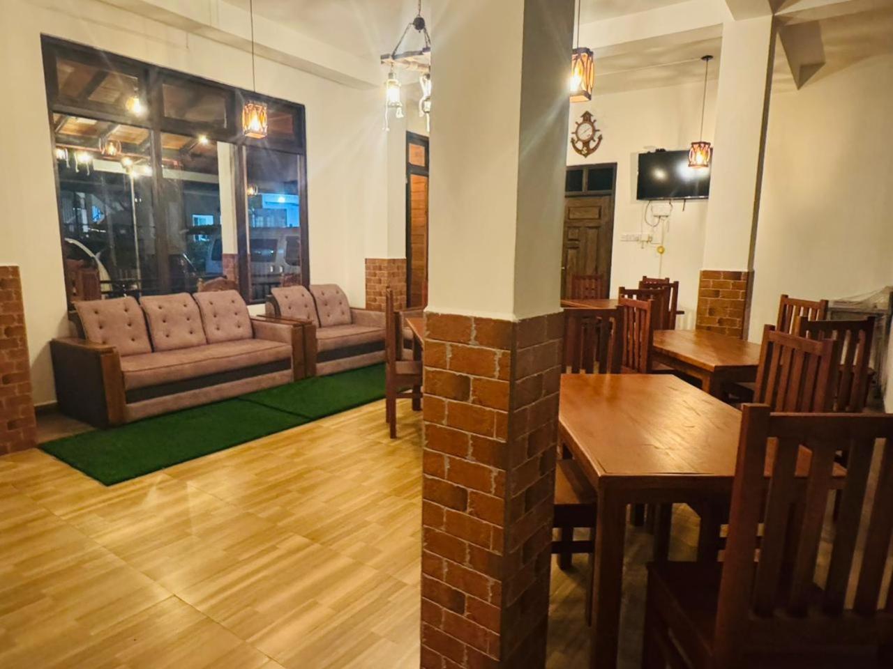 Sun Mount Adams Peak Hotel Nallathanniya Ngoại thất bức ảnh