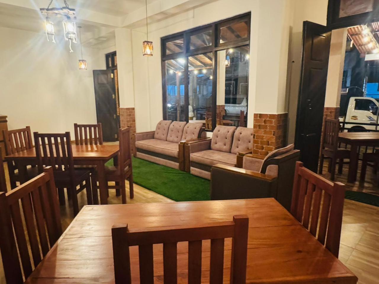 Sun Mount Adams Peak Hotel Nallathanniya Ngoại thất bức ảnh
